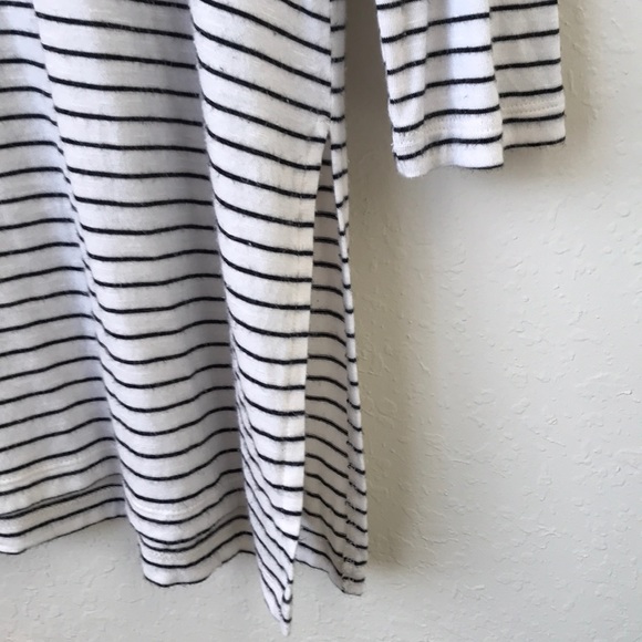 Old Navy | basic tee - Picture 3 of 4